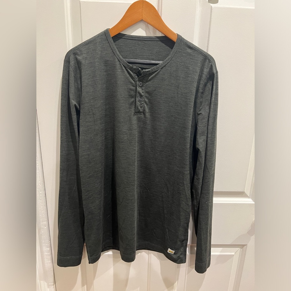 Vuori long sleeve Henley shirt